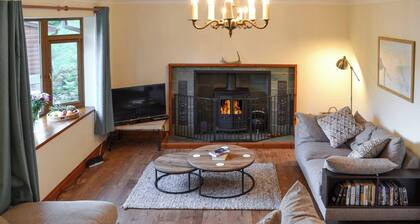 4 bedroom accommodation in Camus Inas, Salen, near Acharacle