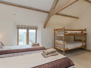 2 chambres, Wi-Fi gratuit, draps fournis