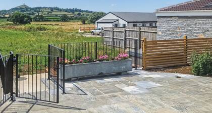 The Farmhouse - UK10655