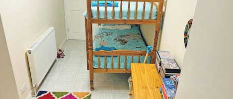 3 habitaciones, wifi gratis y ropa de cama