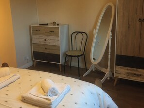 3 dormitorios, wifi gratis, ropa de cama