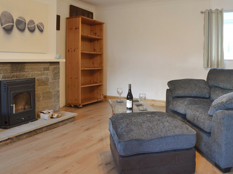 1 Bedroom Accommodation In Caergeiliog, Near Holyhead - North Wales