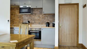 Dishwasher, highchair