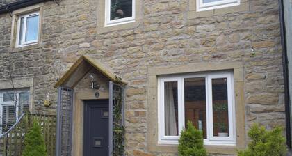 2 bedroom accommodation in Salterforth, near Barnoldswick