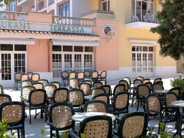 Restauration en plein air