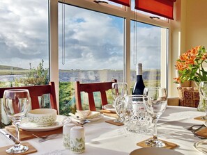 Dining - 2 bedroom accommodation in Howbeg (Tobha Beag), Isle of South Uist (Howbeg (Tobha Beag), Isle of South Uist)