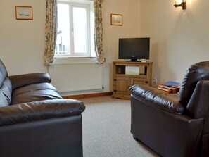 TV - Stable Cottage 4 - UKC3743 (Foxley, near Fakenham)