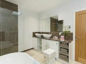 Towels - 3 bedroom accommodation in Witton Gilbert, near Durham (Witton Gilbert, near Durham)