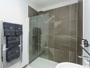 مناشف