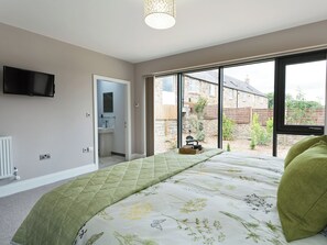 3 chambres, Wi-Fi gratuit, draps fournis
