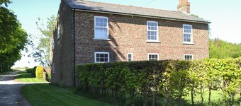 4 bedroom accommodation in Cottam, near Driffield