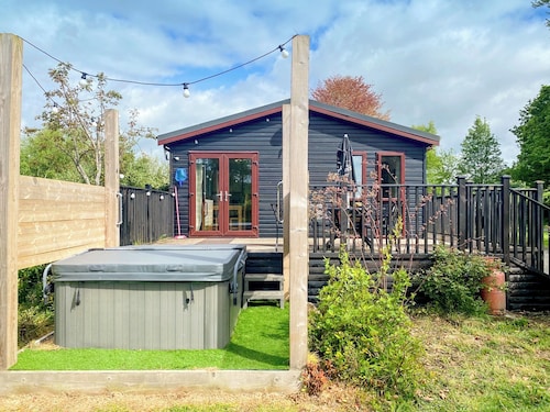 2 bedroom accommodation in Aberedw, near Builth Wells