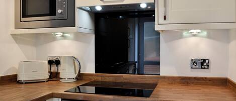 Kochgeschirr/Geschirr/Besteck