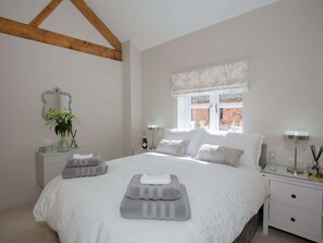 2 makuuhuonetta, ilmainen Wi-Fi, vuodevaatteet