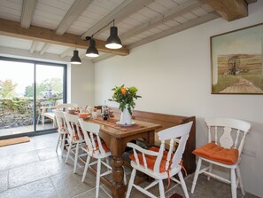 Dining - 5 bedroom accommodation in Carlton-in-Coverdale, near Leyburn (Carlton-in-Coverdale, near Leyburn)