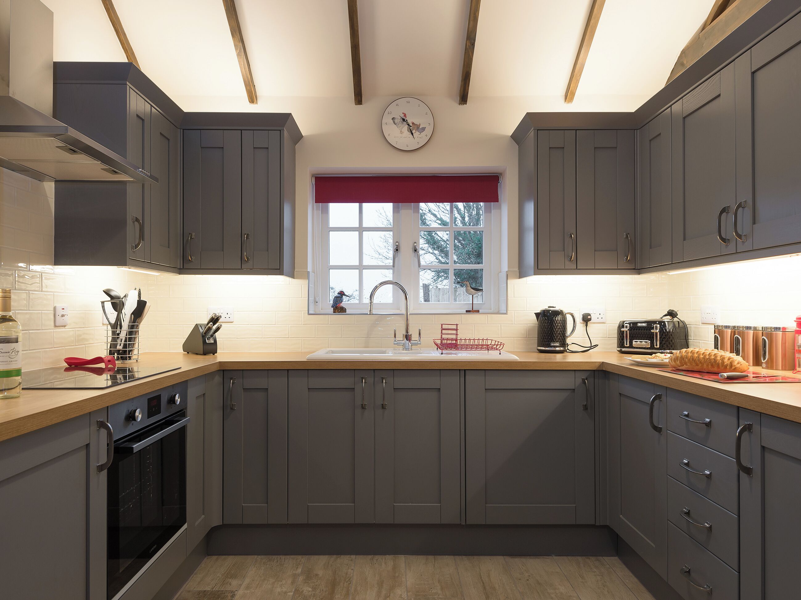 Highchair, cookware/dishes/utensils