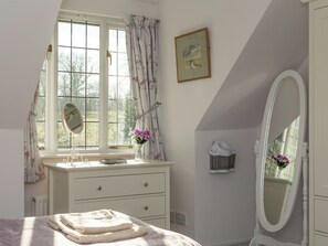 4 Schlafzimmer, kostenloses WLAN, Bettwäsche