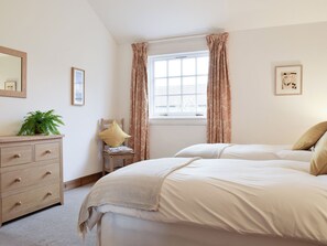 2 bedrooms, free WiFi, bed sheets
