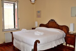 Villa, 6 soverom | 6 soverom, strykejern/-brett, barnesenger og wi-fi (inkludert)