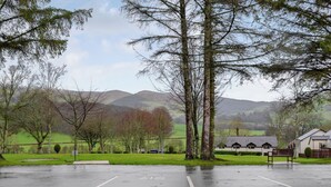 Unclassified image, 3 of 10, button - Woodland View Bungalow 1 - UK10492 (Pennal, near Machynlleth)