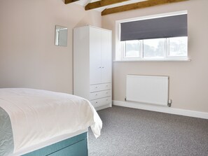 2 habitaciones, wifi gratis y ropa de cama 