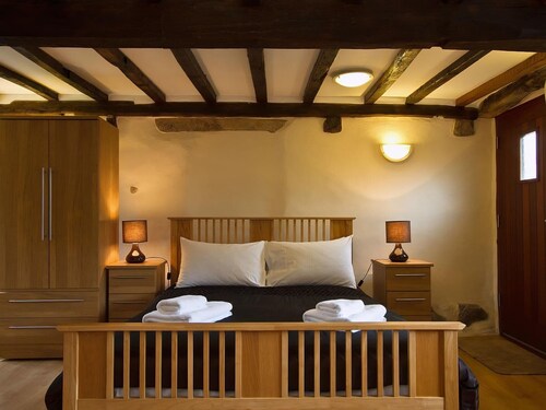 Damson Cottage - LM1