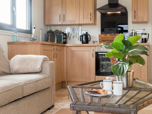 1 bedroom accommodation in Rudford, near Gloucester