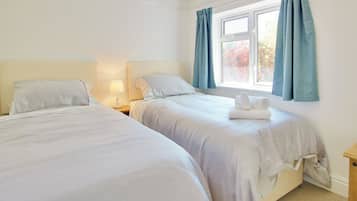 2 bedrooms, free WiFi, bed sheets