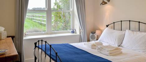 1 室のベッドルーム、WiFi (無料)、ベッドシーツ