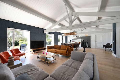 Villa 6 Suites - Heated Pool-Garden Clos- 50M from the sea- Sainte-Marie Ré