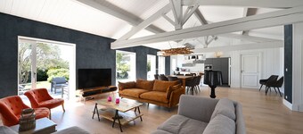 Villa de Standing au Calme - 14P- Piscine-Jardin Clos- 100m de la mer- île de Ré