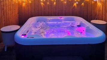 Bain à remous intérieur