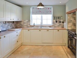 Dishwasher, high chair