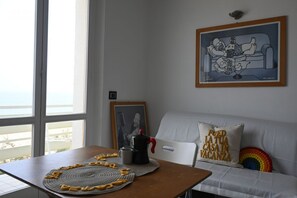 Interior - M210 - Marcelli, three-room apartment facing the sea with breathtaking views (Marcelli)