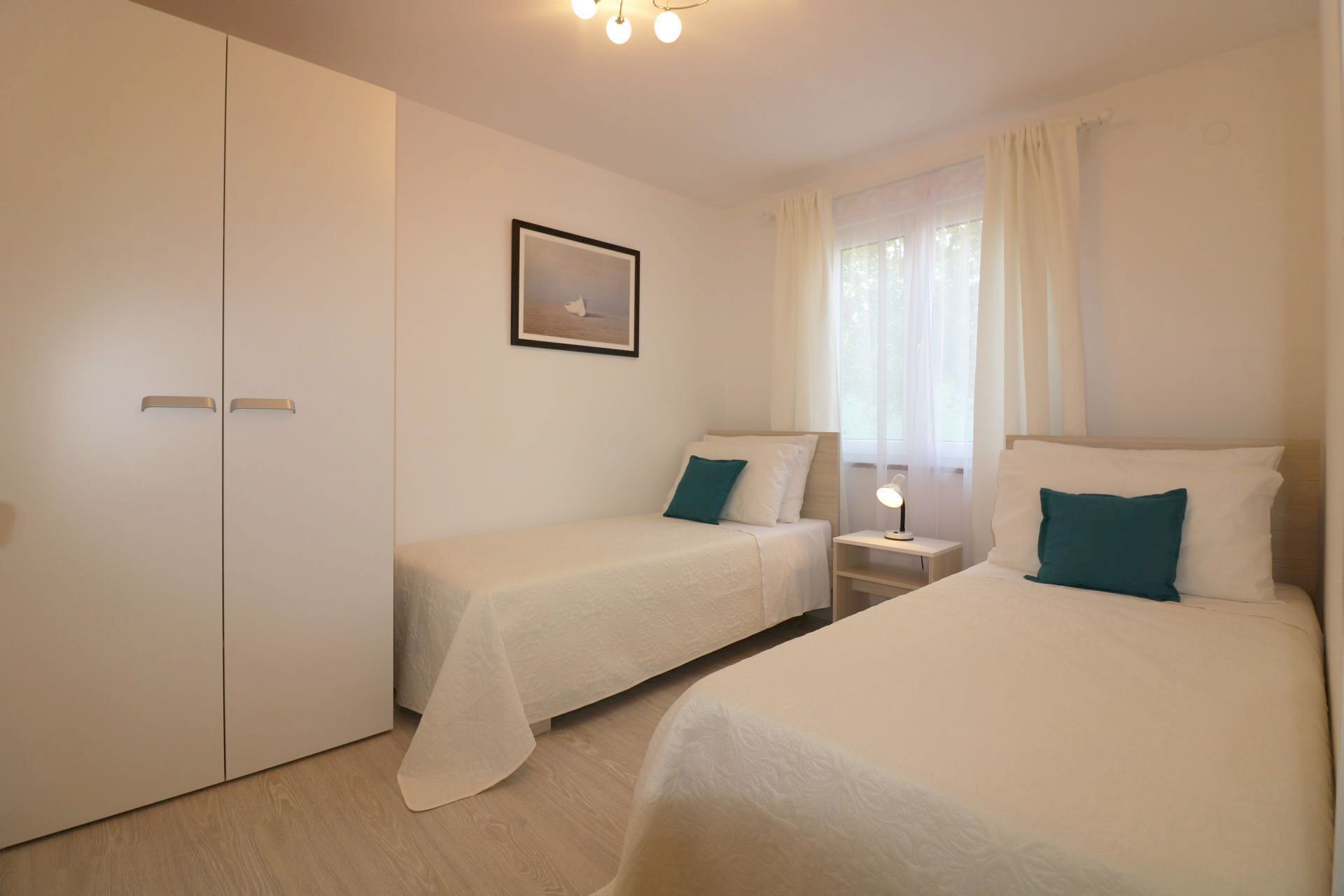 2 bedrooms, in-room safe, travel crib, free WiFi