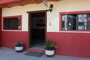 Property entrance - Meson La Huerta (Mascota)