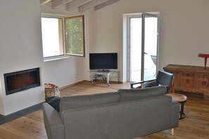 別墅, 4 間臥室 | 起居區 | 電視