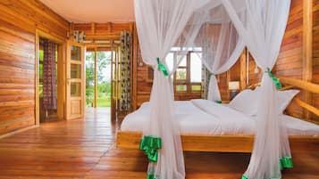 10 quartos, Wi-Fi de cortesia, roupa de cama