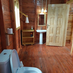 Bruser, håndklæder, Sæbe, Toiletpapir