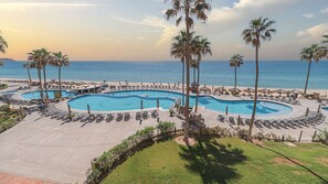 A heated pool - Sonoran Sea W-311 Oceanfront Condo (Puerto Peñasco)