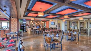 Bar (in der Unterkunft)