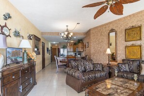 Smart TV, DVD player, stereo