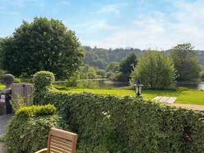 Property grounds - 16 bedroom accommodation in Bampton, near Tiverton (Bampton, near Tiverton)