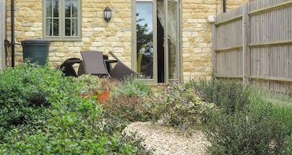 Cosy Cotswolds Townhouse