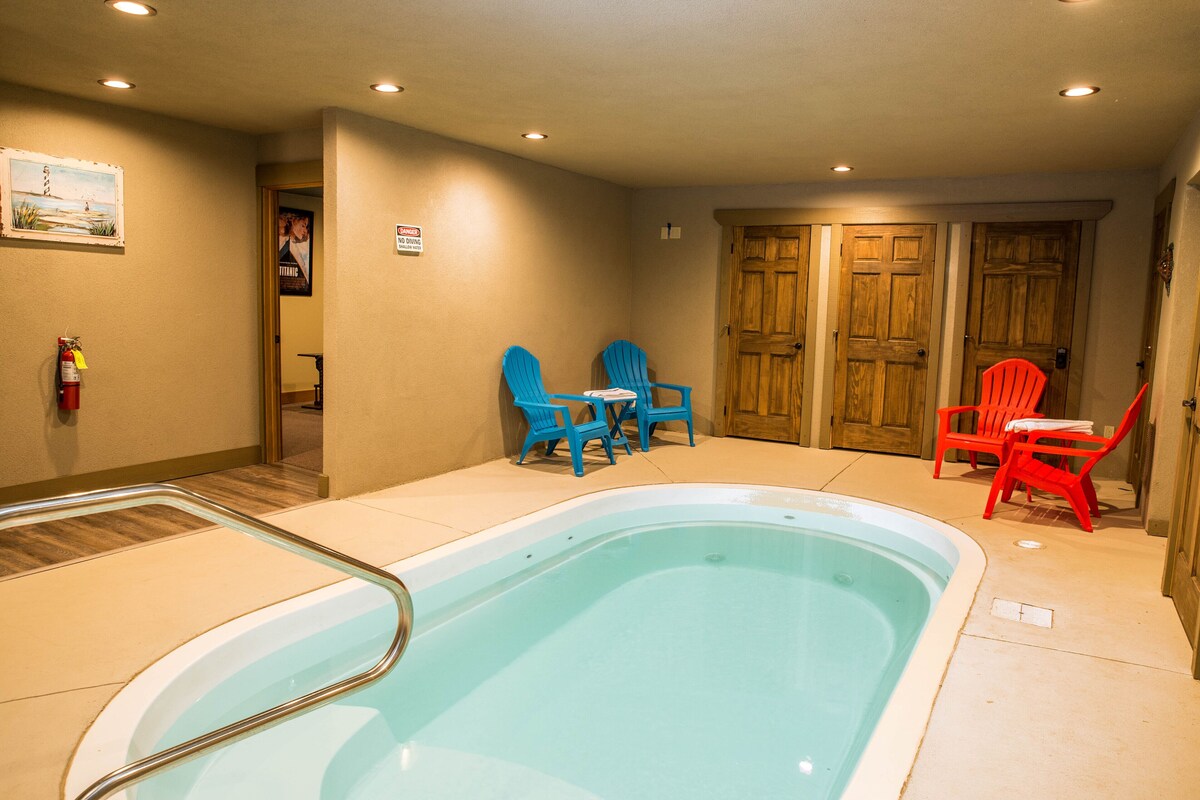 Photo 61 of 4BR, indoor pool, hot tub, game room.