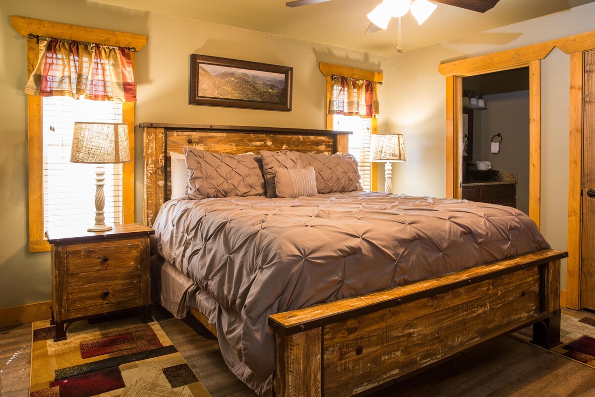 Photo 72 of 4BR, indoor pool, hot tub, game room.