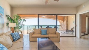 Televisión y reproductor de DVD 