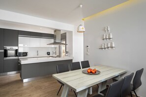 Dining - Lindia Athena Luxury Villas, Villa Kleovoulini (Egeo)