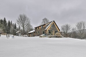 Exterior - Upscale Montgomery Cabin, Near Jay Peak Resort! (Montgomery)