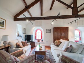 壁爐、DVD 播放機